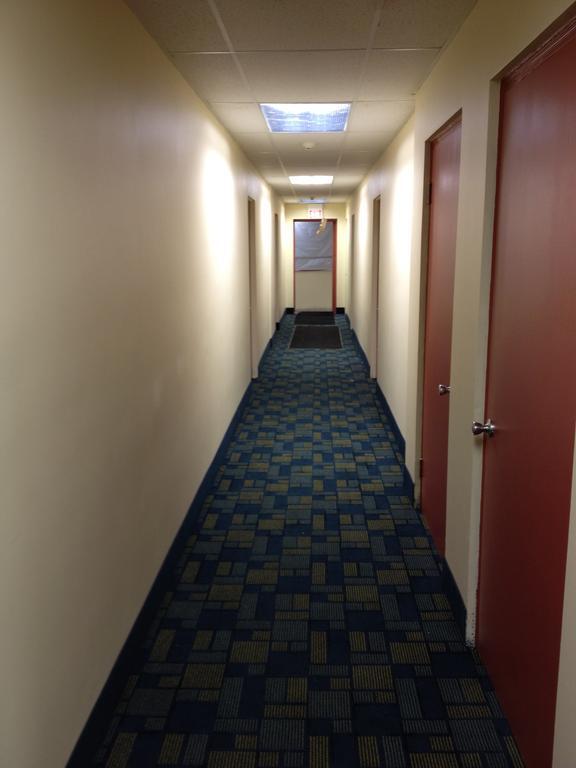 Motel Travelodge By Wyndham Cleveland Lakewood